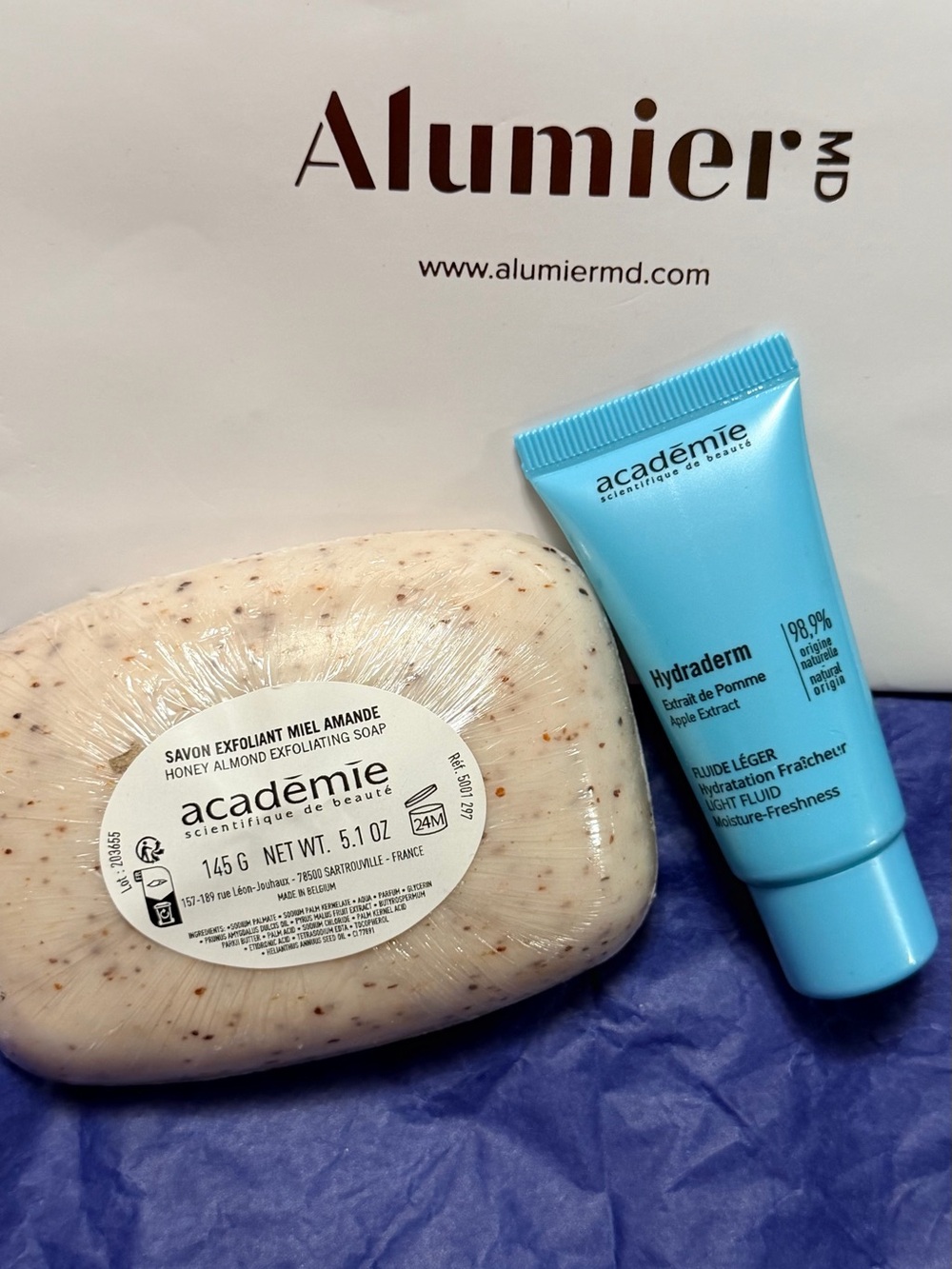 Hydraderm Light Fluid Moisture + Honey Almond Exfoliating Soap - Blue & Cream